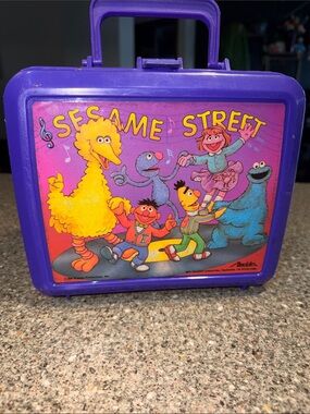 Sesame Street Aladdin vintage Purple Plastic Kids Lunchbox